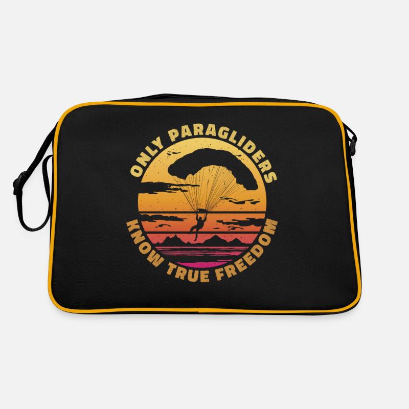 Only Paragliders Know True Freedom Retro Tasche