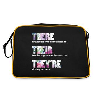 There Their They're T shirt Deutsch Grammar Funny - Retro Bag - black/gold - Back