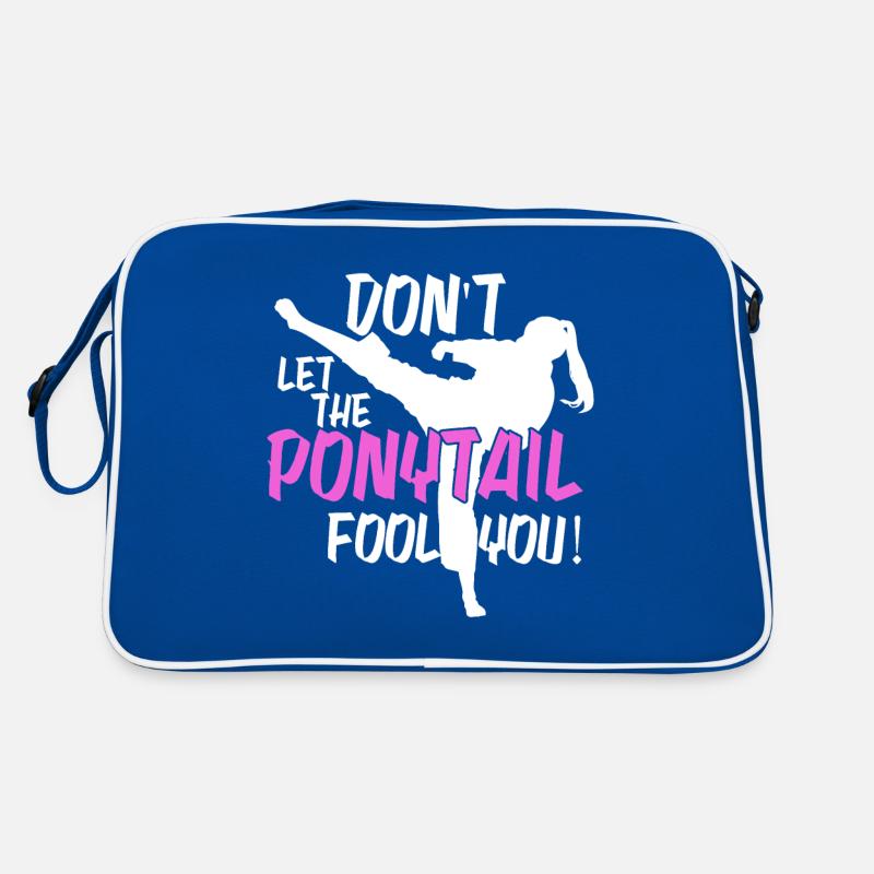 karate mädchen Retro Tasche