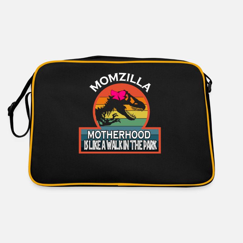 La maternité de Momzilla comme une promenade dans le parc Sac Retro