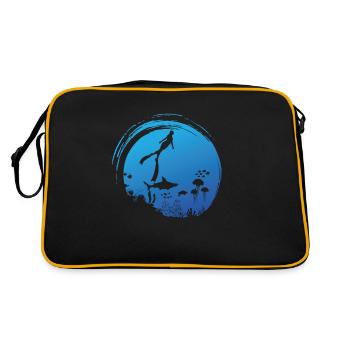 Freediving with one breath in the ocean - Retro Bag - black/gold - Back
