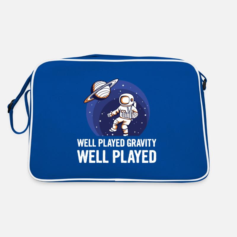 Gipsarm Design für einen Freund mit einem Retro Tasche