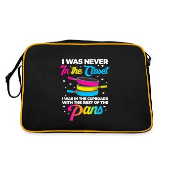 I Was Never In The Closet - Retro Bag - black/gold - Back