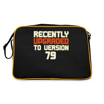 Funny Birthday Tee - Upgraded To Version )&"&Text( - Retro Tasche - Schwarz/Gold - Hinten