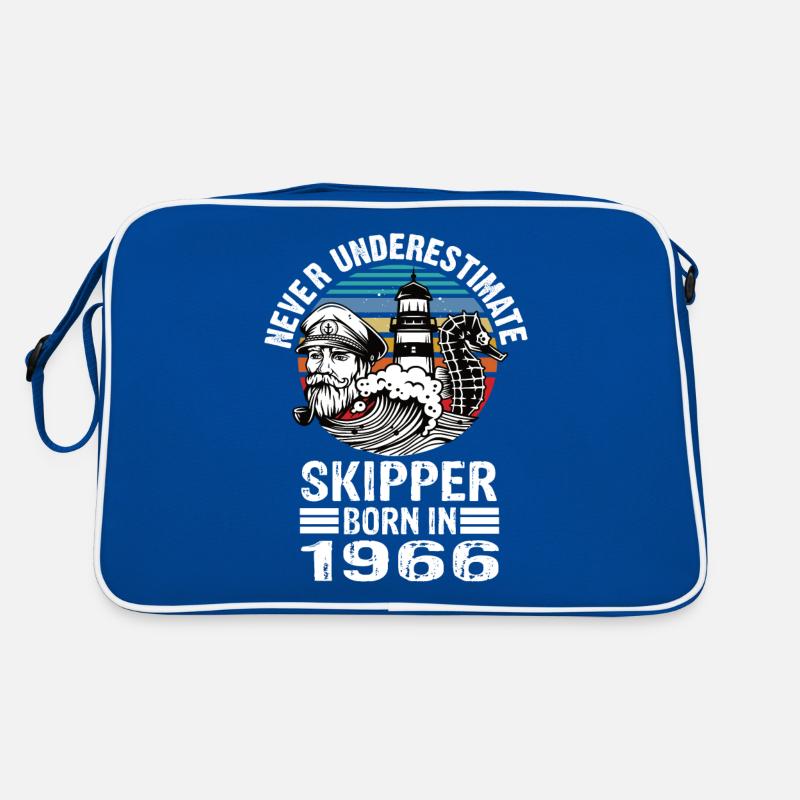 Never Underestimate Skipper born in 1966 Retro Tasche