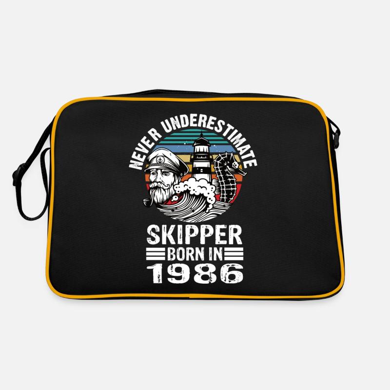 Never Underestimate Skipper born in 1986 Retro Tasche