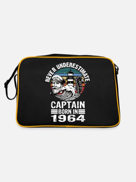 Never Underestimate Captain born in 1964 - Retro Tasche - Schwarz/Gold - Hinten