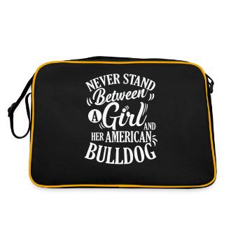 Never Stand Between a Girl and her Bulldog - Retro Tasche - Schwarz/Gold - Hinten