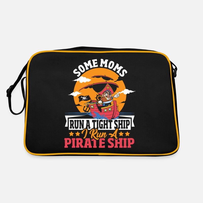 Some Moms Run A Tight Ship I Run A Pirate Ship Retro Tasche