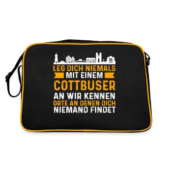 Leg Dich Niemals Mit Einem Cottbuser An - Retro Tasche - Schwarz/Gold - Hinten