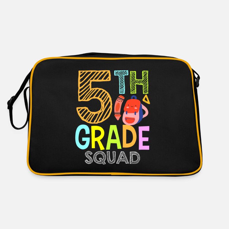 Équipe de 5 classes École de cinquième année Sac Retro
