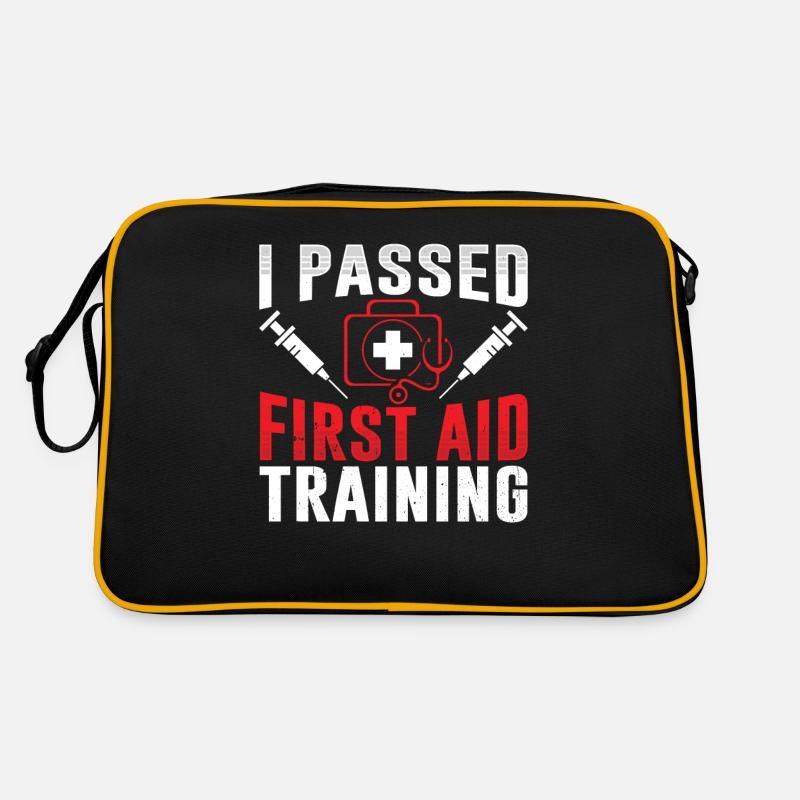 I passed a first aid course teacher Retro Bag