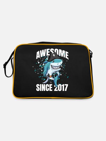 Awesome seit 2017 - 6. Shark Geburtstag - Retro Tasche - Schwarz/Gold - Hinten