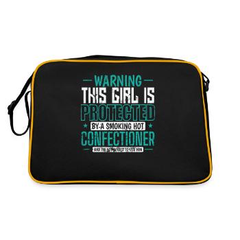 This Girl is Protected by a hot Confectioner - Retro Bag - black/gold - Back