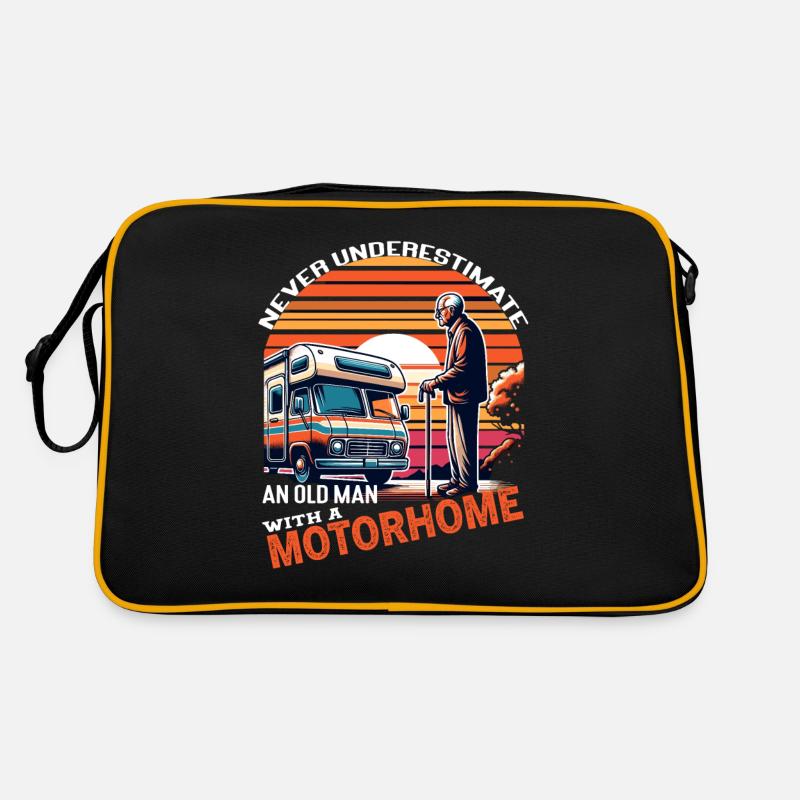 Never underestimate an old man with a motorhome Retro Tasche