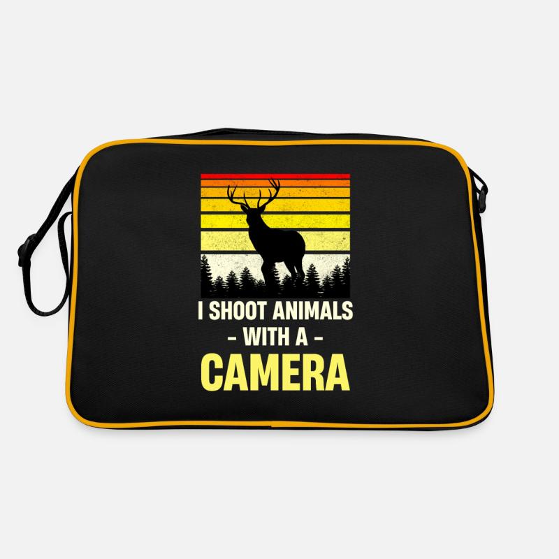 Ich Fotografiere Tiere Mit Einer Kamera. Retro Tasche