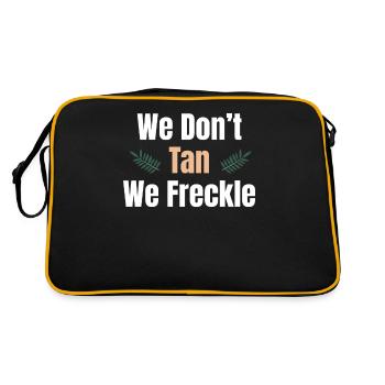 We don't tan, we freckles merrily - Retro Bag - black/gold - Back