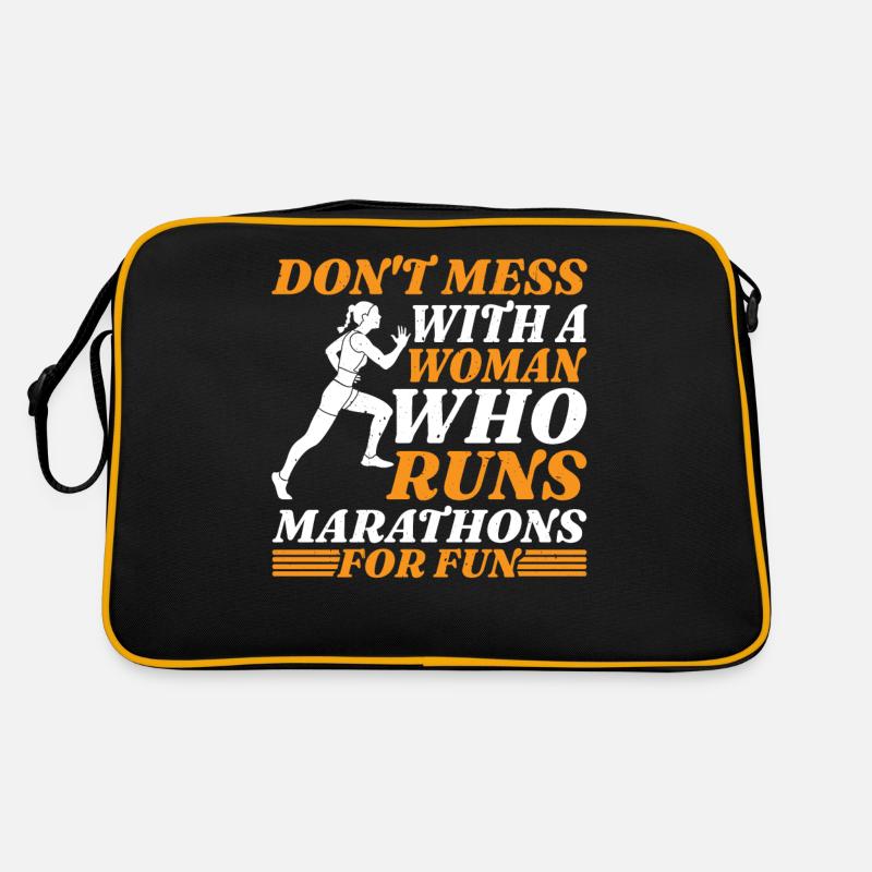 Don't Mess With A Woman Who Runs Marathons 3 Retro Tasche