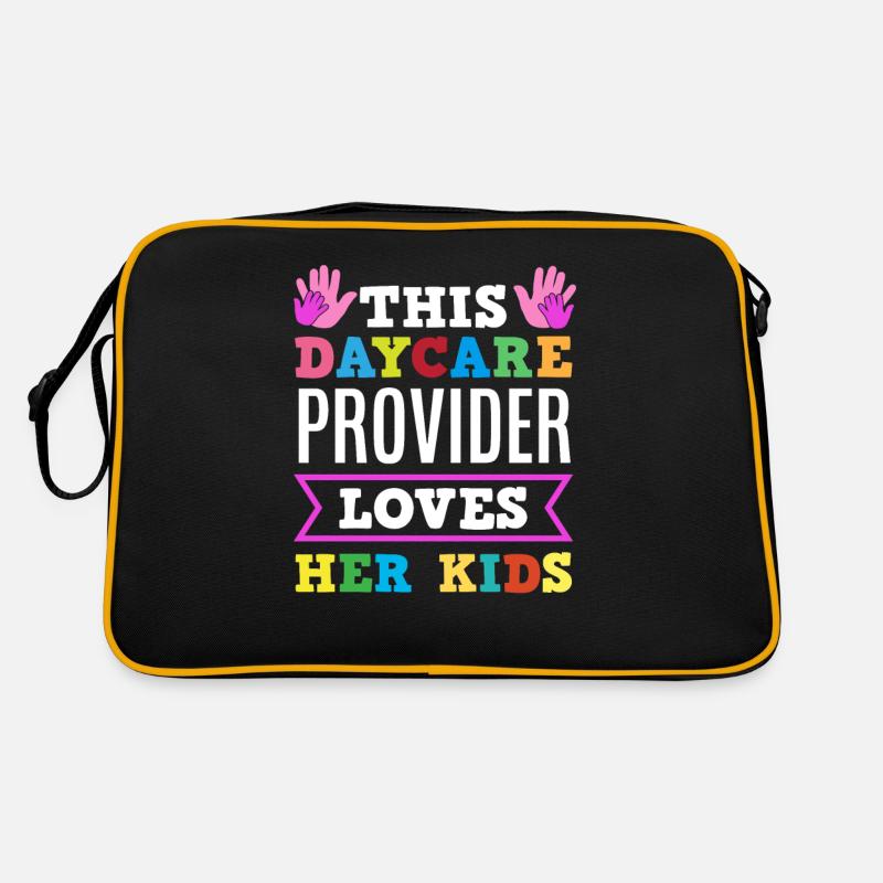 Cette gardienne de jour aime vos enfants Sac Retro