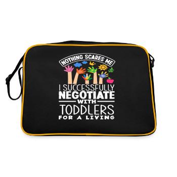 Nothing scares me, I negotiate successfully - Retro Bag - black/gold - Back
