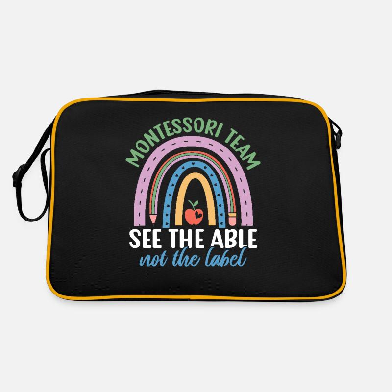 L’équipe Montessori voit la compétence, pas la Sac Retro