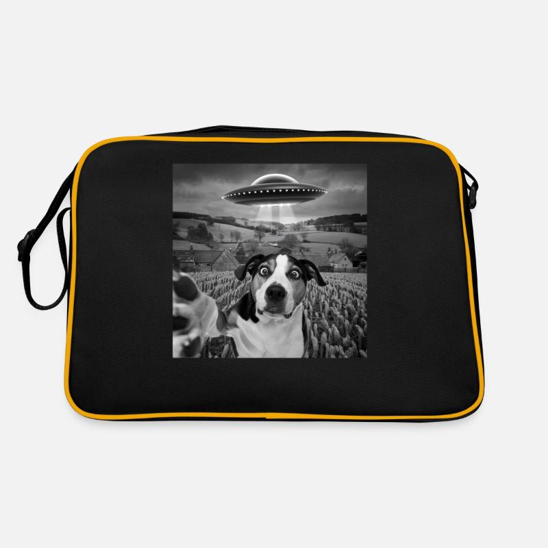 Alien Encounter Dog Selfie Retro Bag