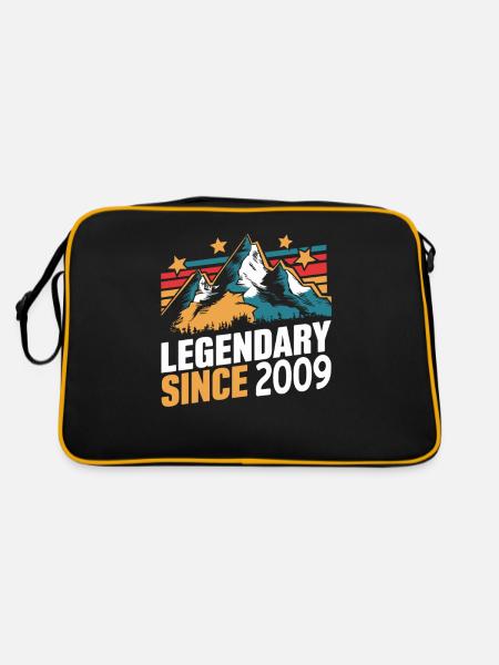 Legendary since 2009 Vintage Mountain Retro Mountains - Retro Bag - black/gold - Back