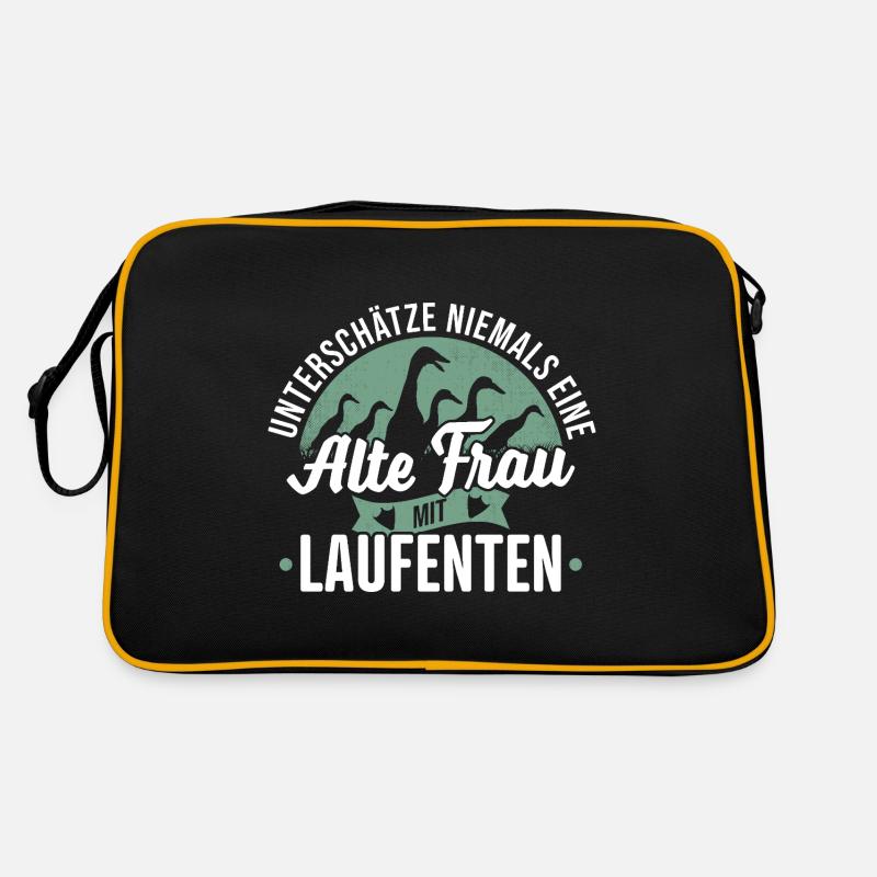 Never underestimate an old woman with ducks Retro Bag