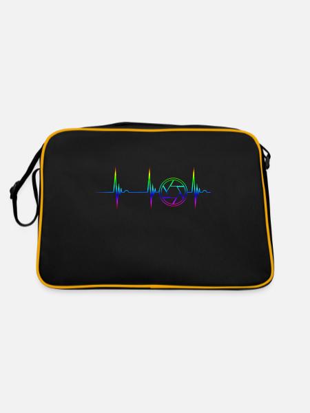LGBT Regenbogen Kamera Linse Herzschlag EKG Puls F - Retro Tasche - Schwarz/Gold - Hinten