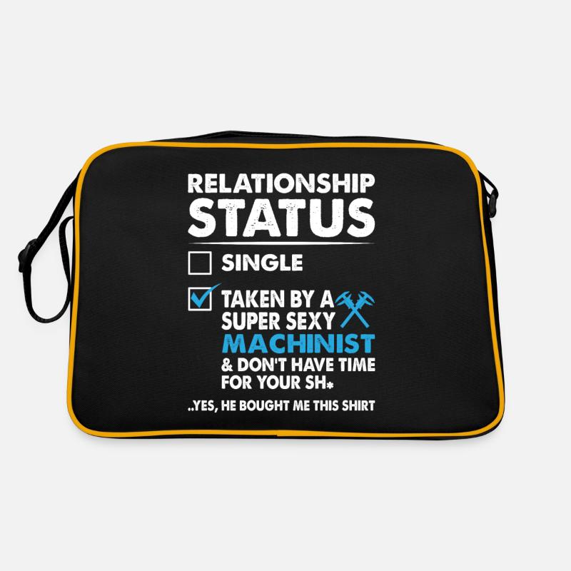 Relationship Status Taken By Super Sexy Machinist Retro Tasche