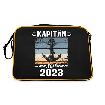 Kapitän 2023 Bootsführerschein Boot - Retro Tasche - Schwarz/Gold - Hinten