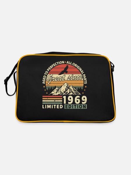 Legendary 1969 Vintage Birthday Shirt - Retro Tasche - Schwarz/Gold - Hinten