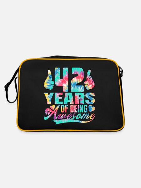 42nd birthday or anniversary 42 years of being - Retro Bag - black/gold - Back