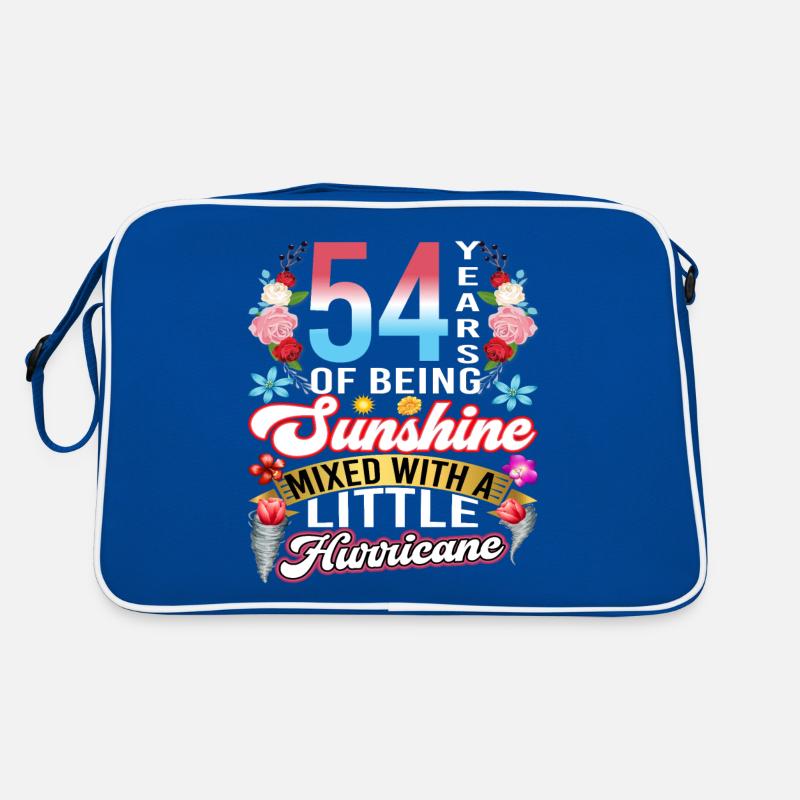 54 ans de soleil mélangés à un petit Sac Retro