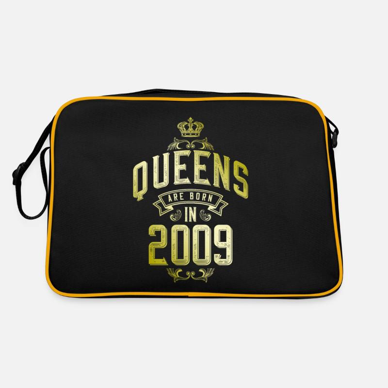 Queens born in 2009 Retro Bag