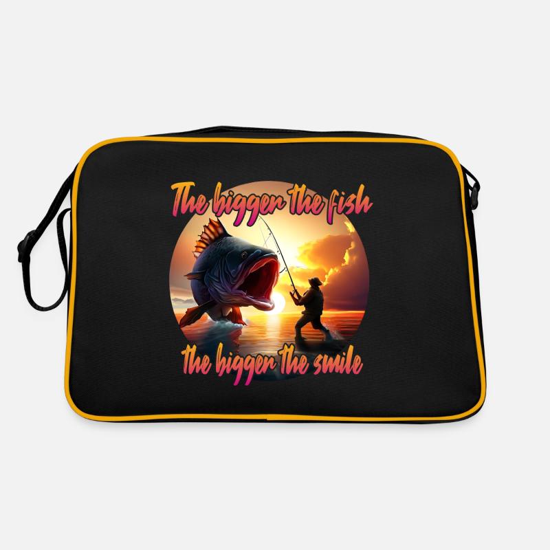 The Bigger the Fish the Bigger the Smile Retro Tasche