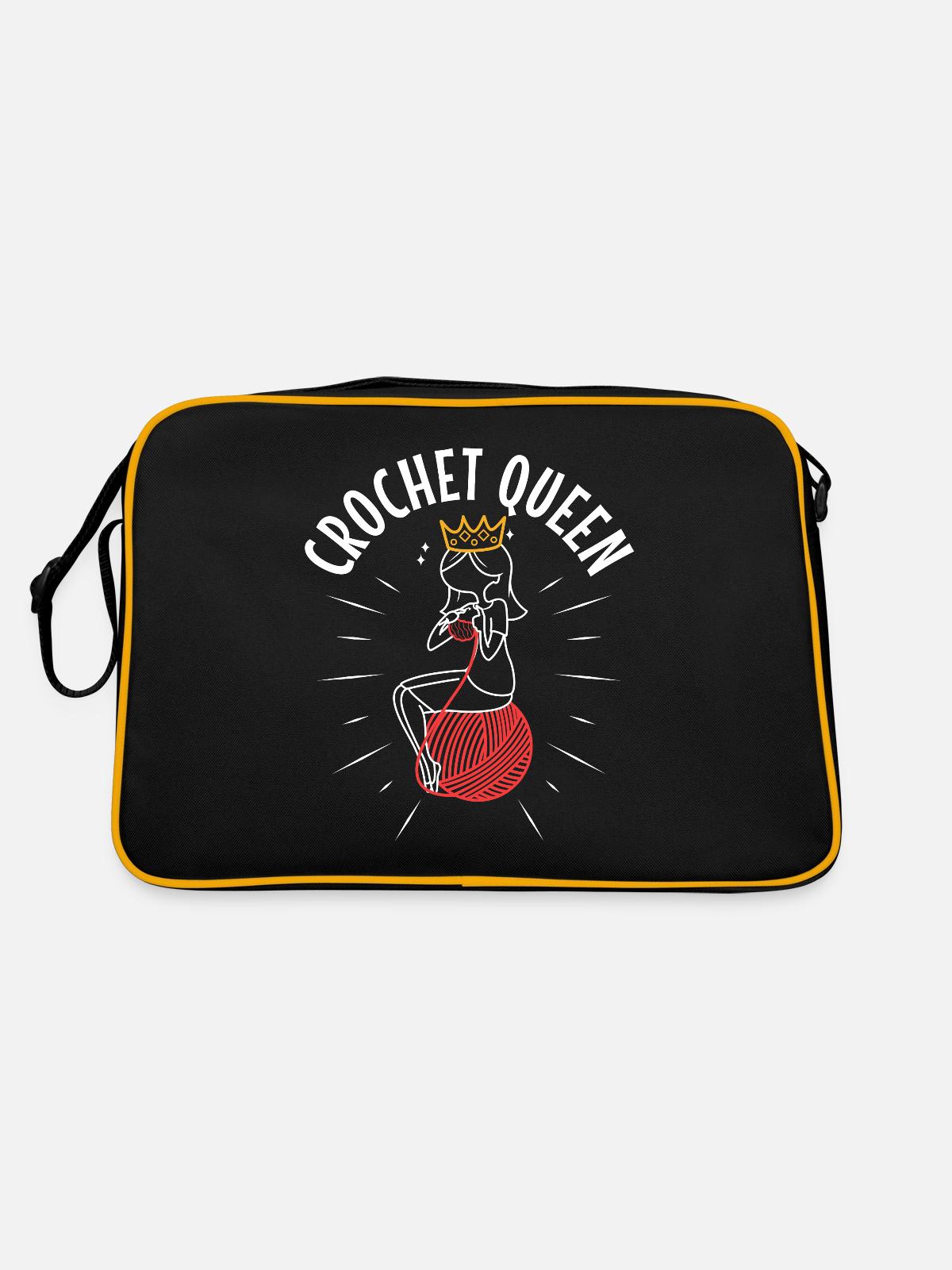 Crochet queen - Retro Bag - black/gold - Back
