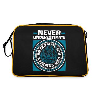 Never Underestimate An Old Man With A Fishing Rod - Retro Tasche - Schwarz/Gold - Hinten