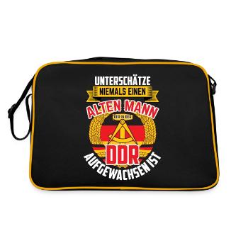 Unterschätz Niemals Alten Mann DDR Ostdeutschland - Retro Tasche - Schwarz/Gold - Hinten