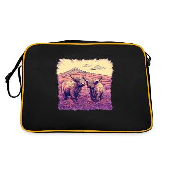 Rustic Scottish Highland cow landscape and - Retro Bag - black/gold - Back