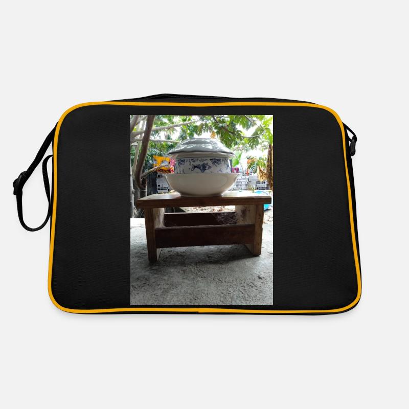 Art Retro Bag