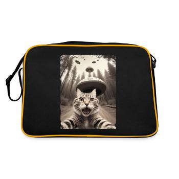 Funny Cat Selfie Alien Spaceship - Retro Bag - black/gold - Back