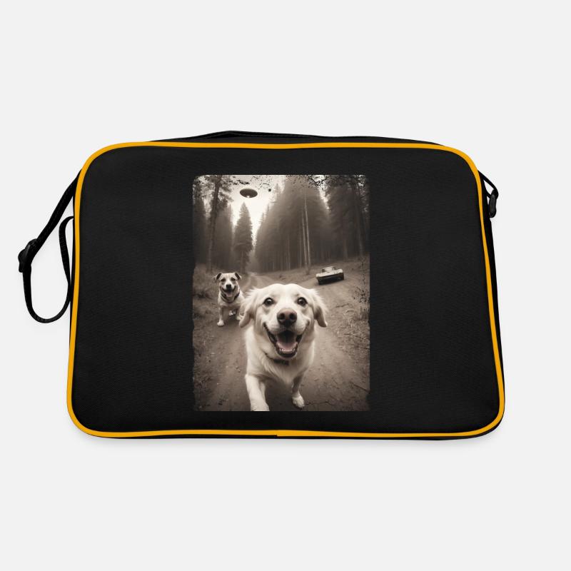 Selfie de chiens avec conception de vaisseau spatial extraterrestre Sac Retro