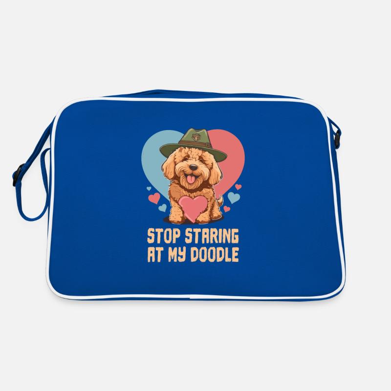 Stop Staring At My Doodle Goldendoodle Dog Dad Retro Tasche