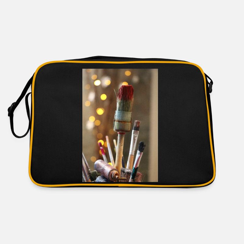 Gros plan de vieilles brosses usagées Sac Retro