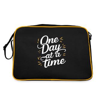 recovery from alcohol dependence sobriety aa - Retro Bag - black/gold - Back
