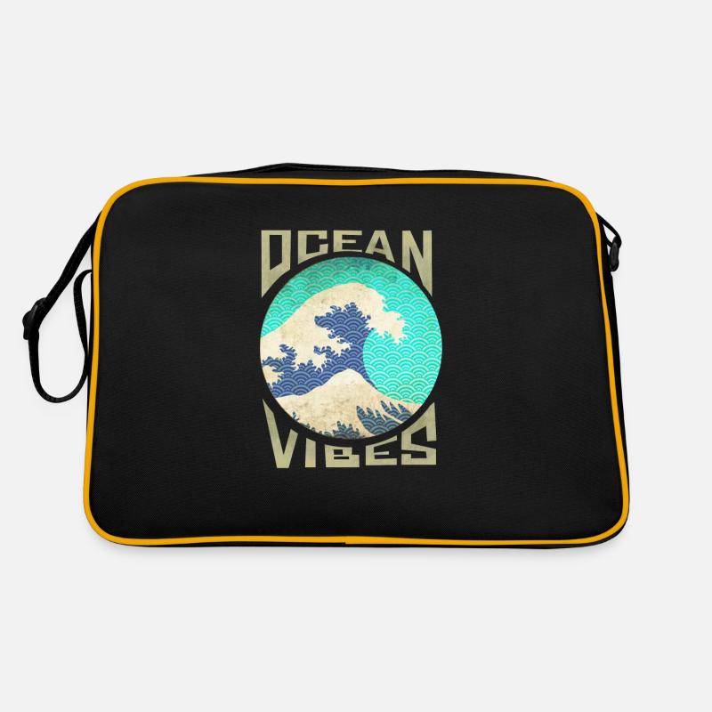 Great Wave Off Kanagawa Surfing - Retro Bag - black/gold