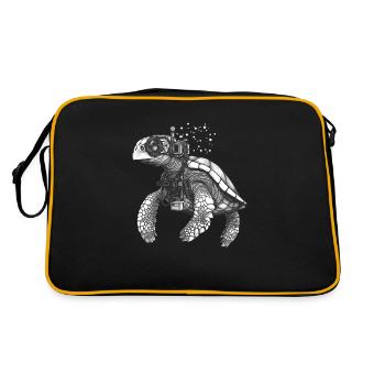 A beautiful sea turtle as a diver - Retro Bag - black/gold - Back
