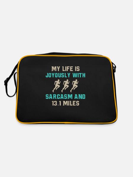 My life is joyously with sarcasm and 13.1 miles - Retro Tasche - Schwarz/Gold - Hinten