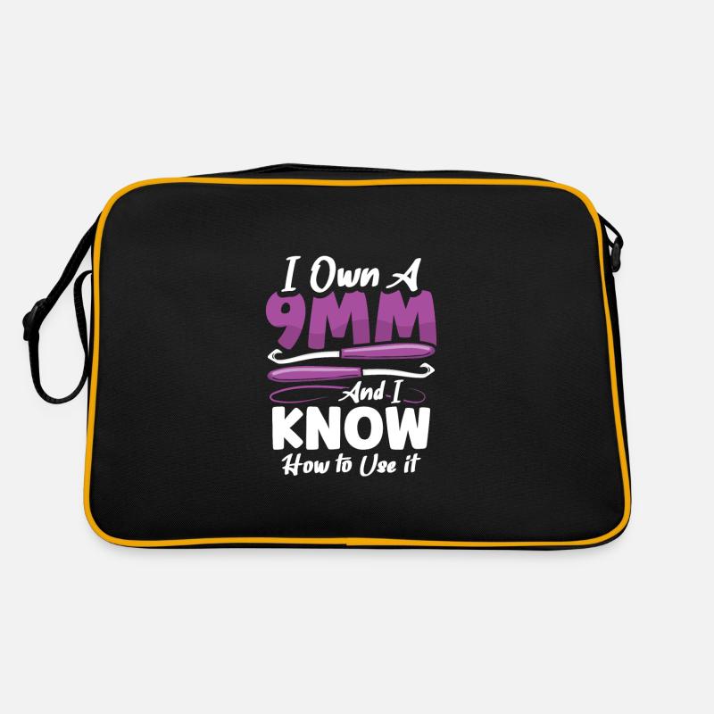 I own a 9mm and I know how to use it Retro Tasche